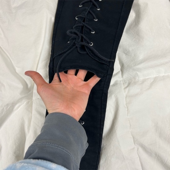 Tally Weijl so sexy and stunning pants size 34 equal us 24 they’re black and wow - Picture 8 of 8